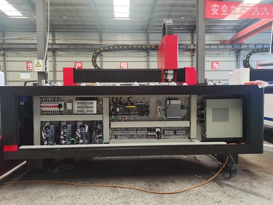 1000W-6000W Metal 3015 Cortador láser de fibra Máquina de corte láser para el corte de chapa de acero de hierro de aluminio de cobre